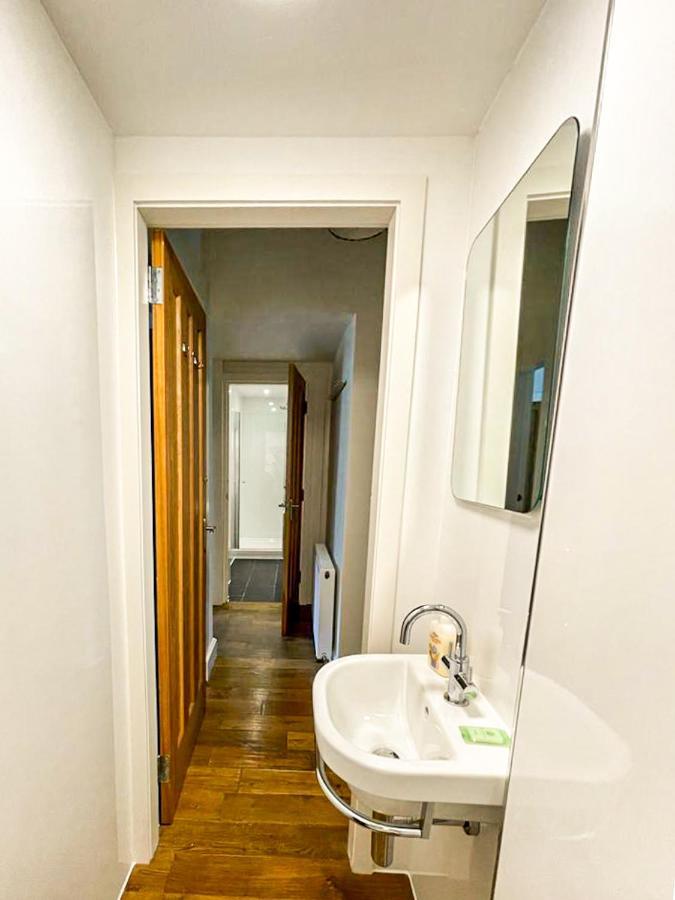 Desirable 2 Bed Apt Near Edinburgh Castle 外观 照片
