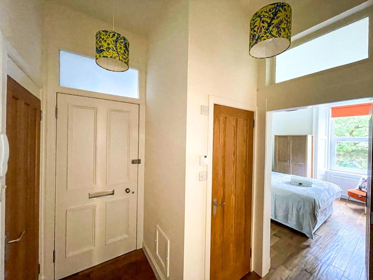 Desirable 2 Bed Apt Near Edinburgh Castle 外观 照片